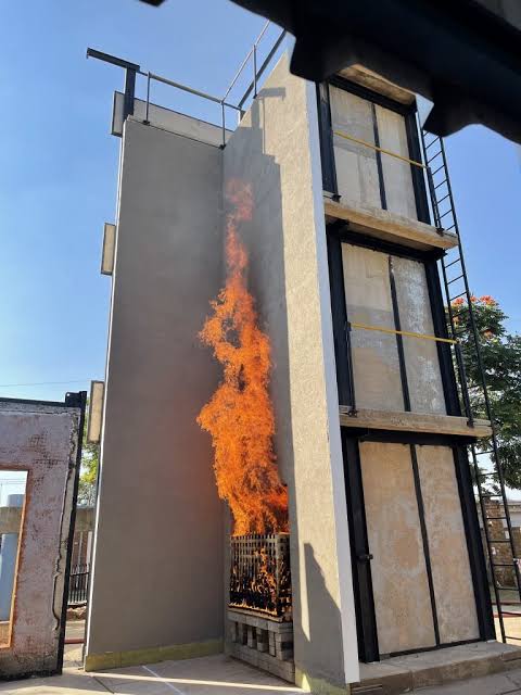 Insulation Affect Facade Fire Safety 3eyond Flame Spread: How Smoke, Toxic Gas and Heat Insulation Affect Facade Fire Safety 3eyond Flame Spread: How Smoke, Toxic Gas and Heat