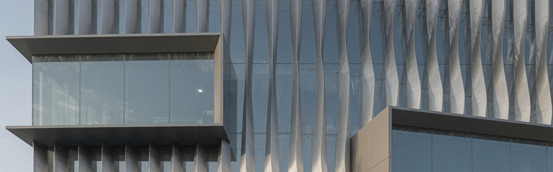 MetalGlass Hybrid